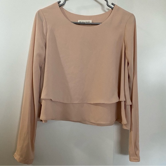 🎈Double layered long  sleeve flowy polyester women’s ethereal top blouse - Picture 1 of 4